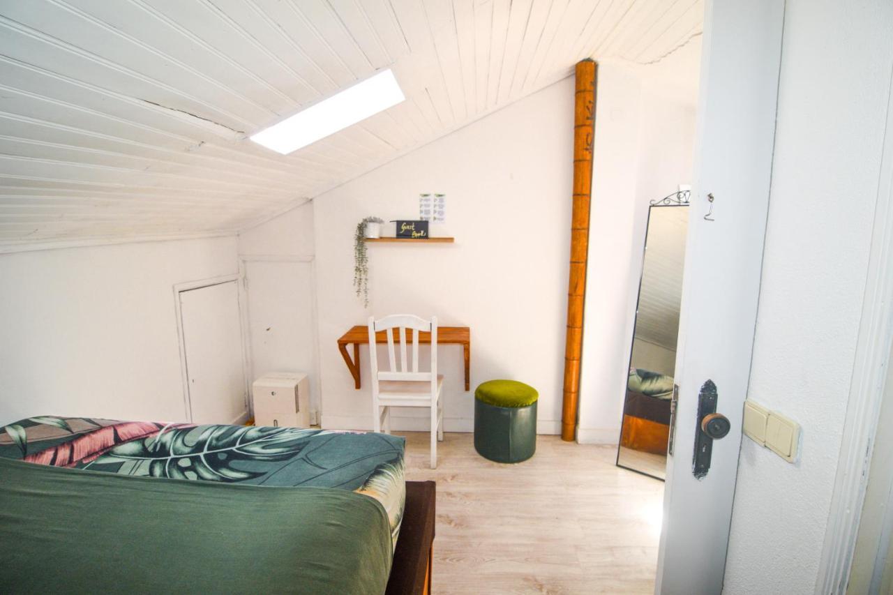 Maria Shared Apartment In Central Lisabona Exterior foto