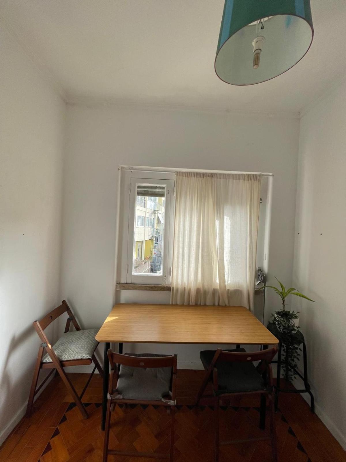 Maria Shared Apartment In Central Lisabona Exterior foto
