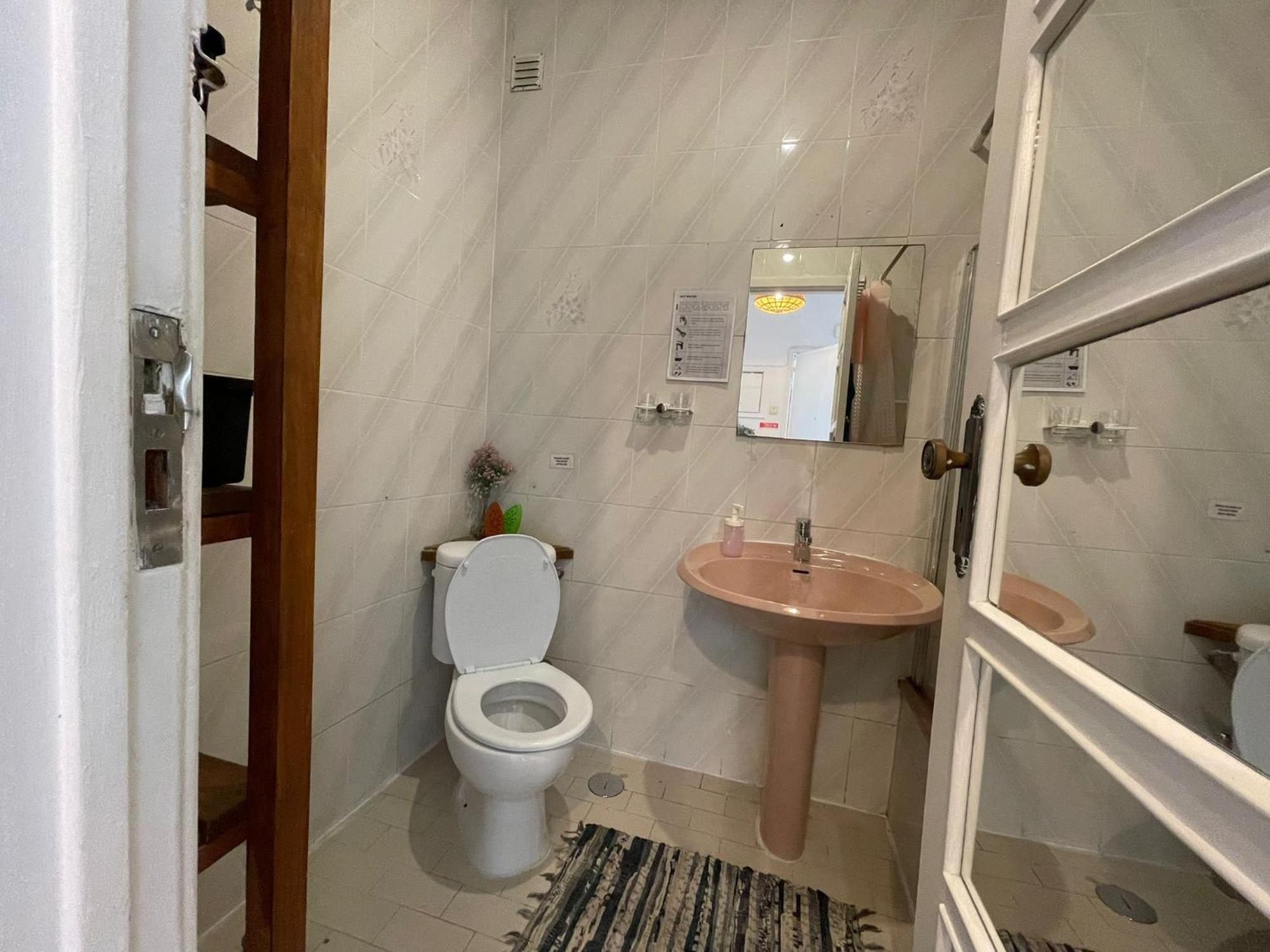 Maria Shared Apartment In Central Lisabona Exterior foto